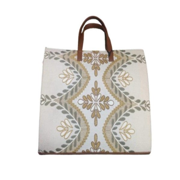 Tapestry bag in embroidery fabric
